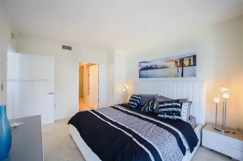 6365 Collins Avenue Miami Beach FL 33141