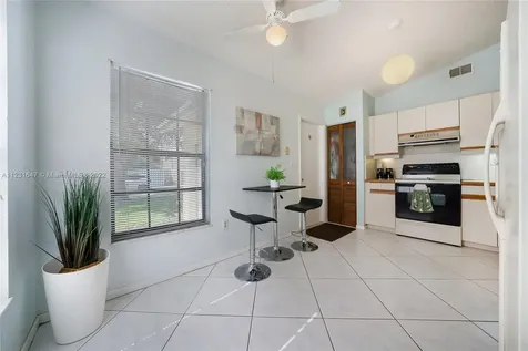1061 Seabrook Avenue Davie FL 33325