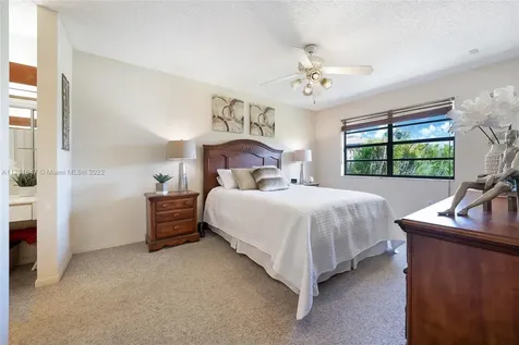 1061 Seabrook Avenue Davie FL 33325