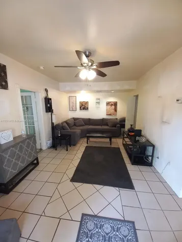 846 N Michigan Avenue Miami Beach FL 33139