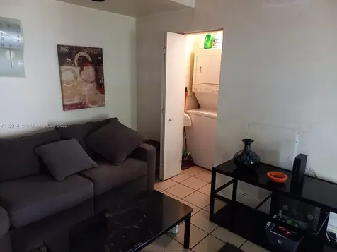 846 N Michigan Avenue Miami Beach FL 33139
