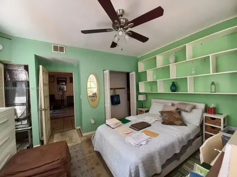 846 N Michigan Avenue Miami Beach FL 33139