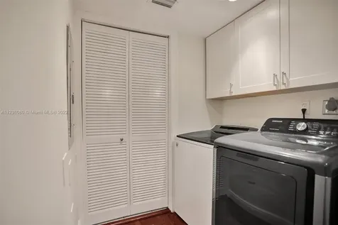10600 NE 10th Court Miami Shores FL 33138