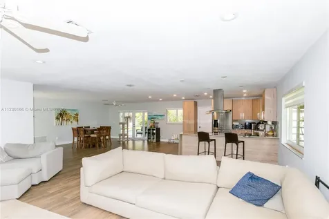 144 SE 3rd Avenue Dania Beach FL 33004