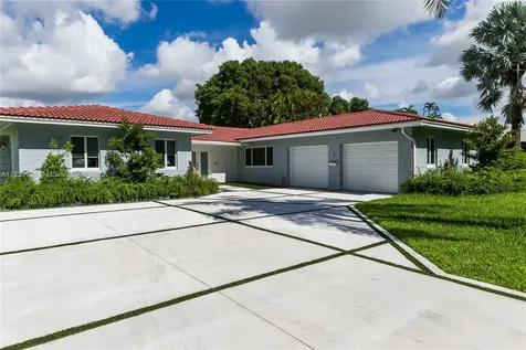 144 SE 3rd Avenue Dania Beach FL 33004