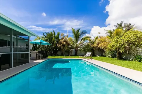 144 SE 3rd Avenue Dania Beach FL 33004