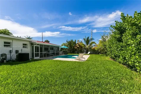 144 SE 3rd Avenue Dania Beach FL 33004