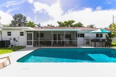 144 SE 3rd Avenue Dania Beach FL 33004