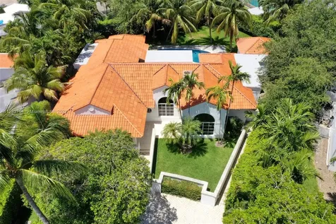 624 Curtiswood Drive Key Biscayne FL 33149