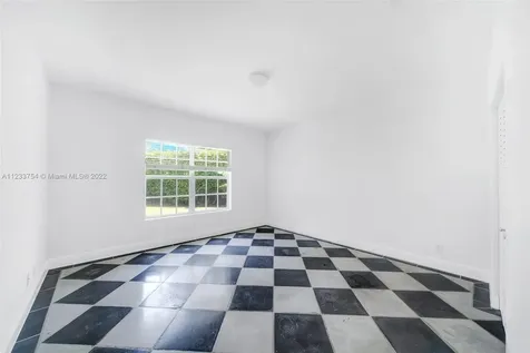 624 Curtiswood Drive Key Biscayne FL 33149