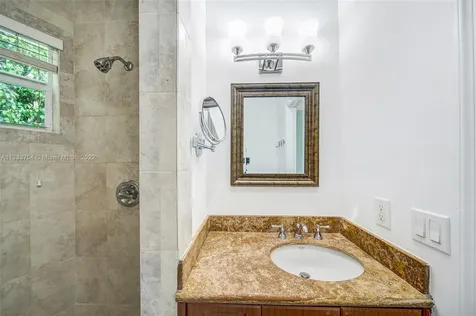 624 Curtiswood Drive Key Biscayne FL 33149
