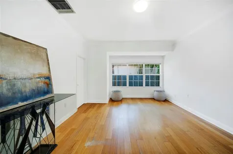 624 Curtiswood Drive Key Biscayne FL 33149