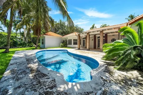 624 Curtiswood Drive Key Biscayne FL 33149