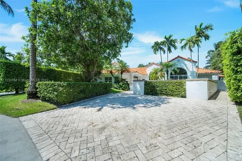 624 Curtiswood Drive Key Biscayne FL 33149