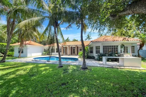 624 Curtiswood Drive Key Biscayne FL 33149