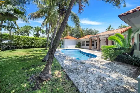 624 Curtiswood Drive Key Biscayne FL 33149