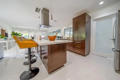 7544 SW 78th Terrace Miami FL 33143