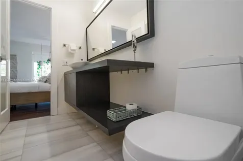 7544 SW 78th Terrace Miami FL 33143