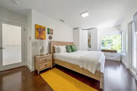 7544 SW 78th Terrace Miami FL 33143