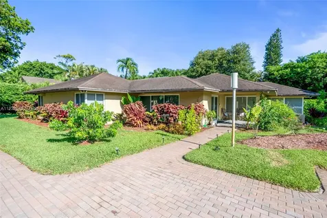 7544 SW 78th Terrace Miami FL 33143