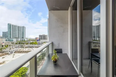 151 SE 1st Street Miami FL 33131