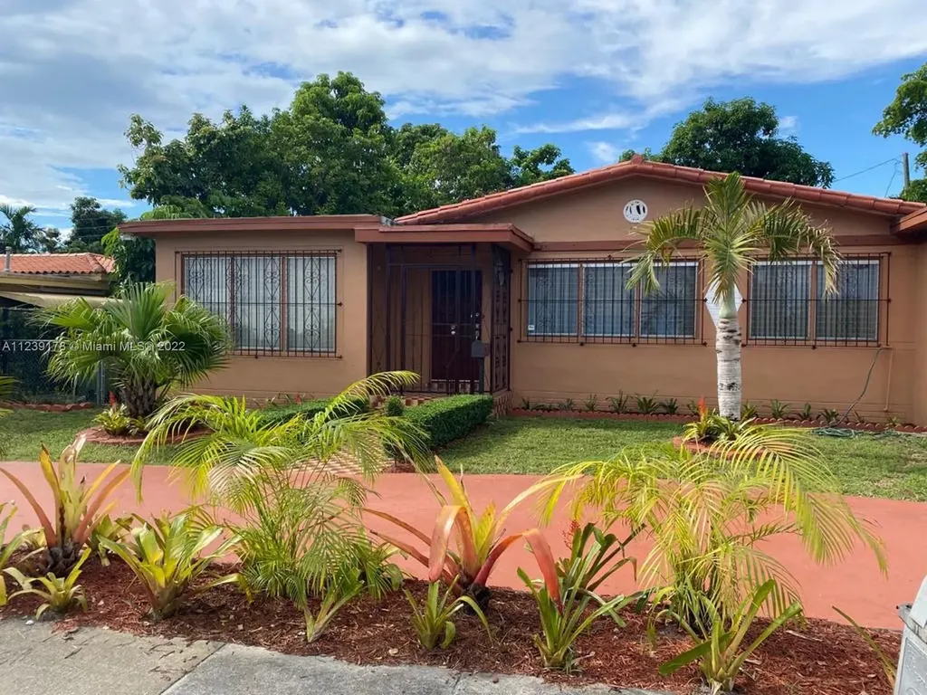 10 NE 125th Street North Miami FL 33161