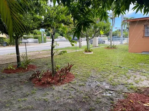 10 NE 125th Street North Miami FL 33161