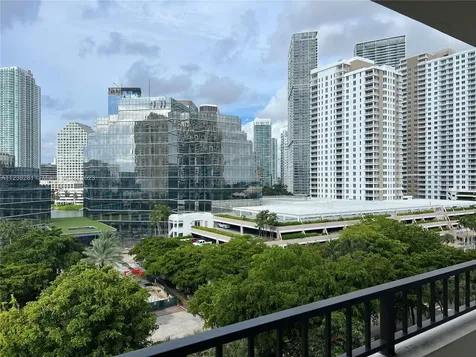 520 Brickell Key Drive Miami FL 33131