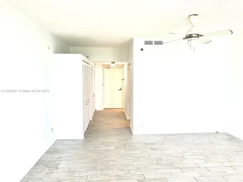 520 Brickell Key Drive Miami FL 33131