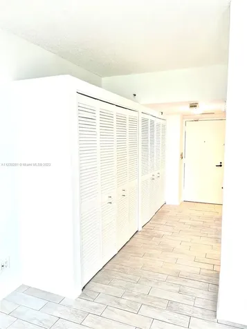 520 Brickell Key Drive Miami FL 33131