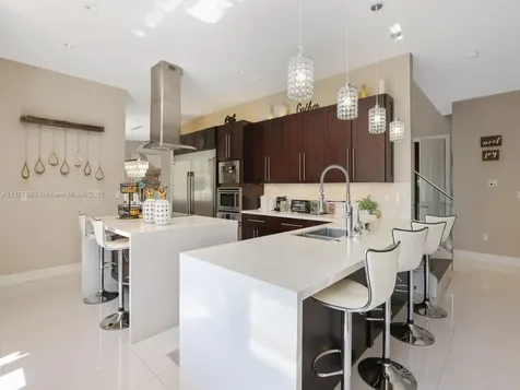 7542 SW 187th Street Cutler Bay FL 33157