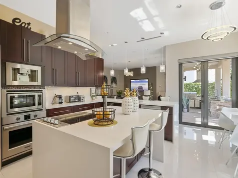 7542 SW 187th Street Cutler Bay FL 33157