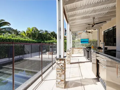 7542 SW 187th Street Cutler Bay FL 33157
