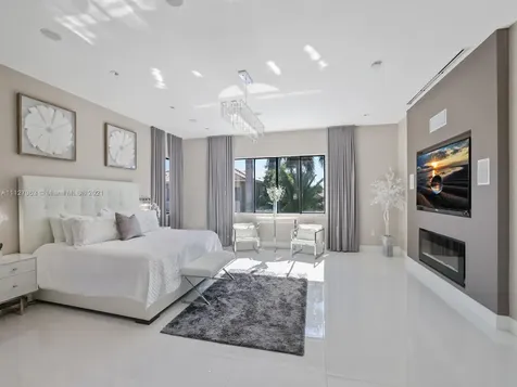 7542 SW 187th Street Cutler Bay FL 33157