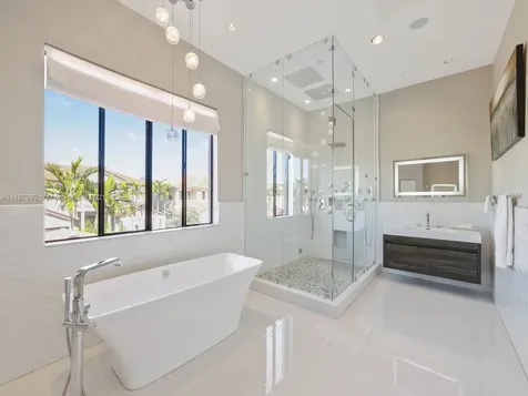 7542 SW 187th Street Cutler Bay FL 33157