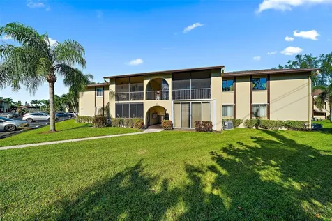 322 Pine Ridge Circle Green Acres FL 33463