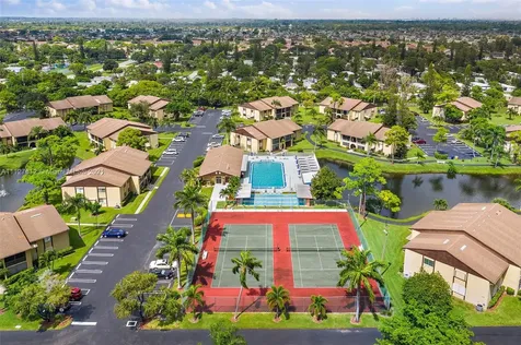 322 Pine Ridge Circle Green Acres FL 33463