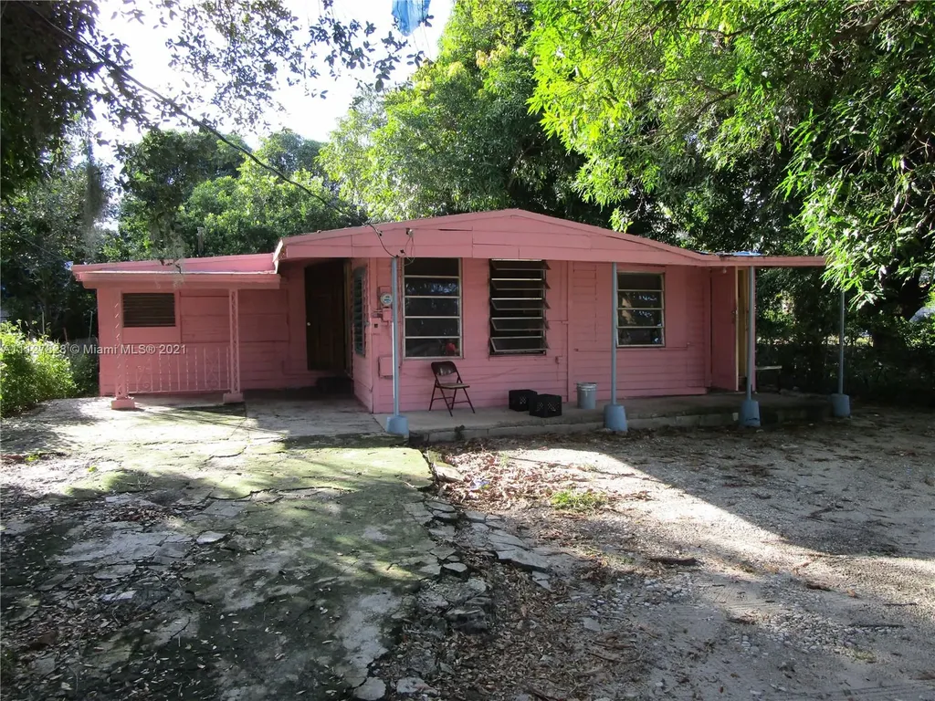 7726 NW 4th Avenue Miami FL 33150
