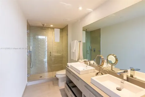 4010 S Ocean Drive Hollywood FL 33019