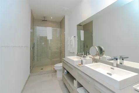 4010 S Ocean Drive Hollywood FL 33019
