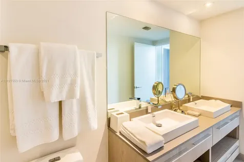 4010 S Ocean Drive Hollywood FL 33019