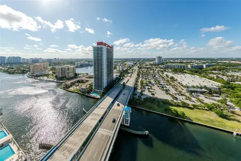 4010 S Ocean Drive Hollywood FL 33019