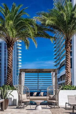 4010 S Ocean Drive Hollywood FL 33019