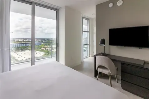 4010 S Ocean Drive Hollywood FL 33019