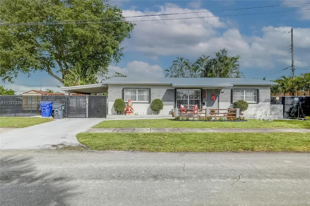 2301 N 69th Way Hollywood FL 33024