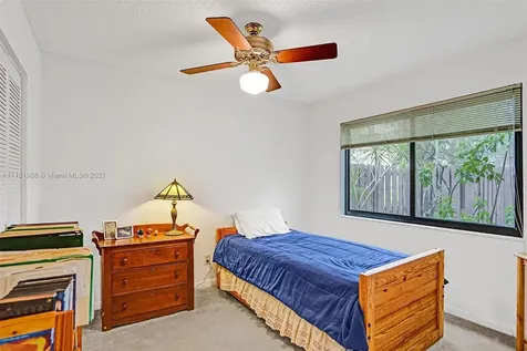1207 NW 123rd Avenue Pembroke Pines FL 33026