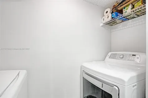 1207 NW 123rd Avenue Pembroke Pines FL 33026