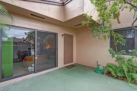 1207 NW 123rd Avenue Pembroke Pines FL 33026