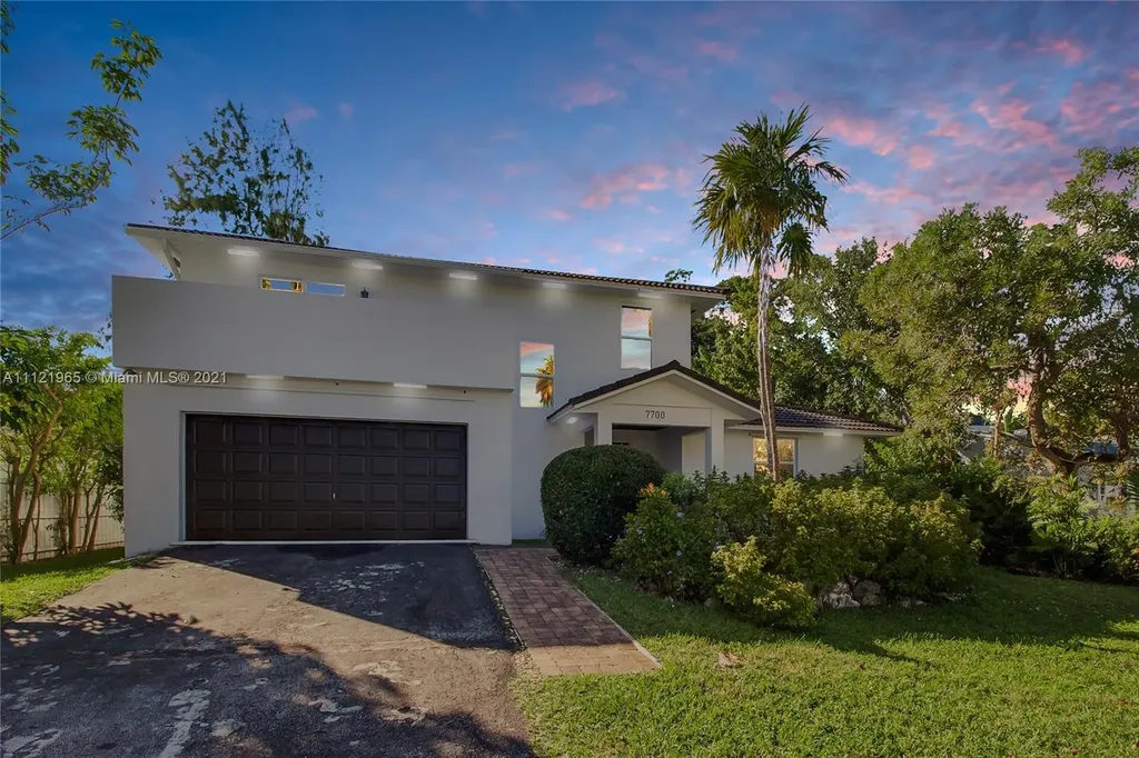 7700 Beachview Drive North Bay Village FL 33141
