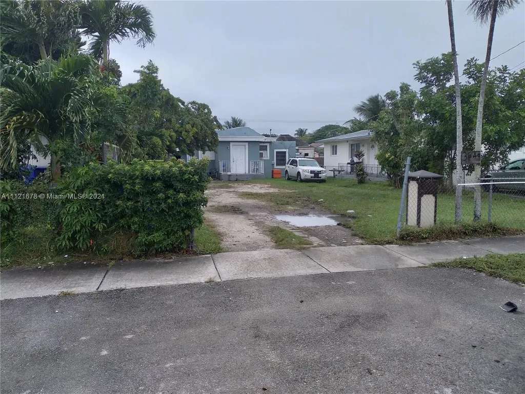 3640 NW 22nd Court Miami FL 33142
